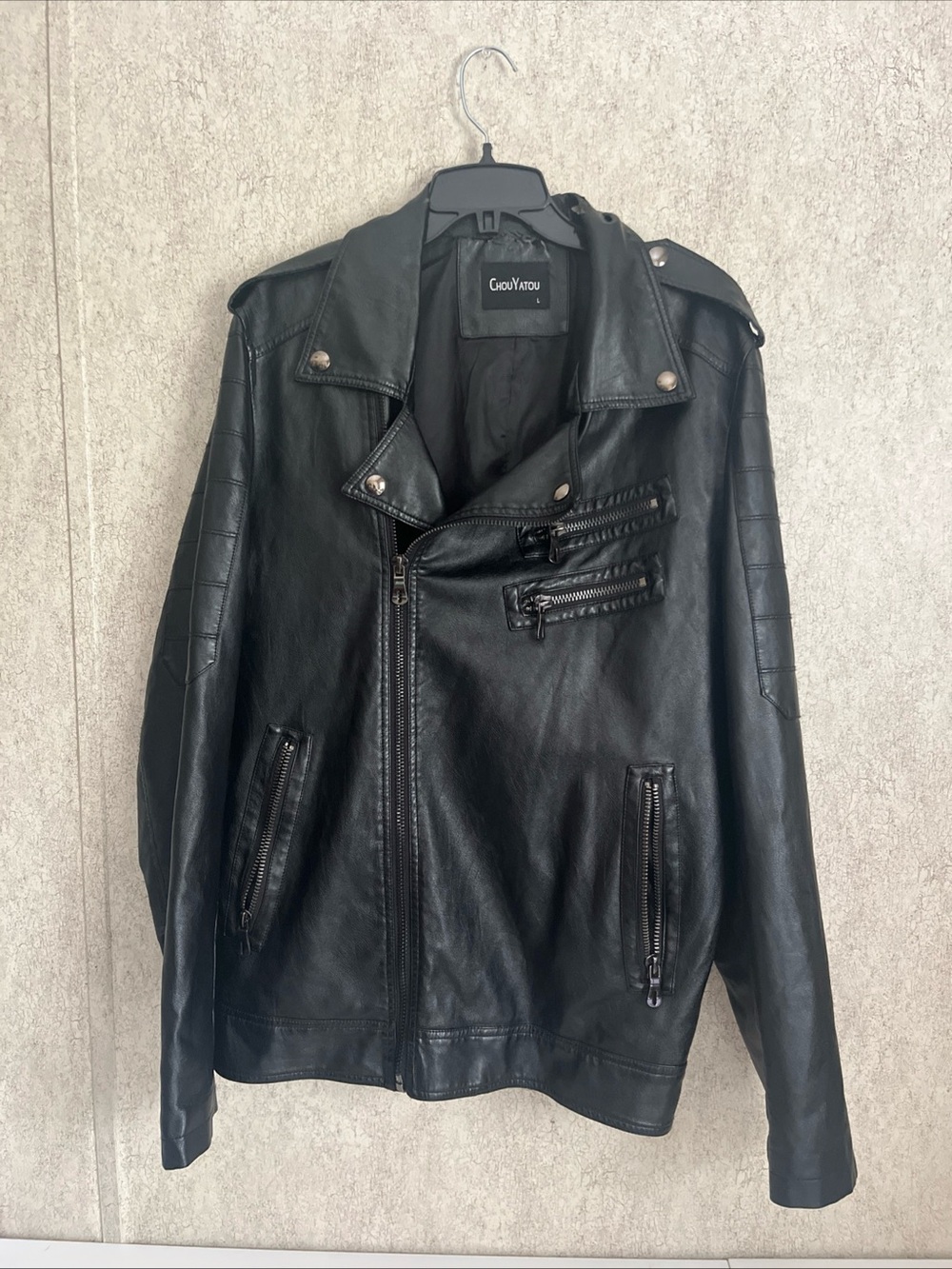 Chouyatou Men's Faux Leather Bikers Jacket Black Asymmetrical Zip Jacket Size L